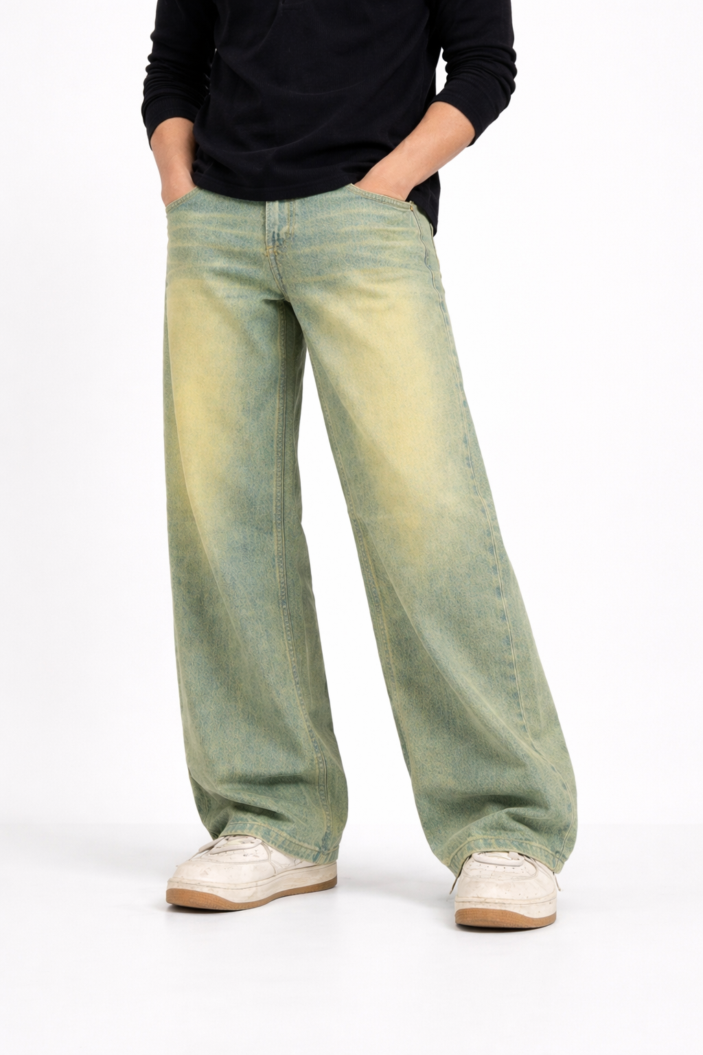 Vintage-Washed Wide-Leg Cloud Fade – Relaxed Fit