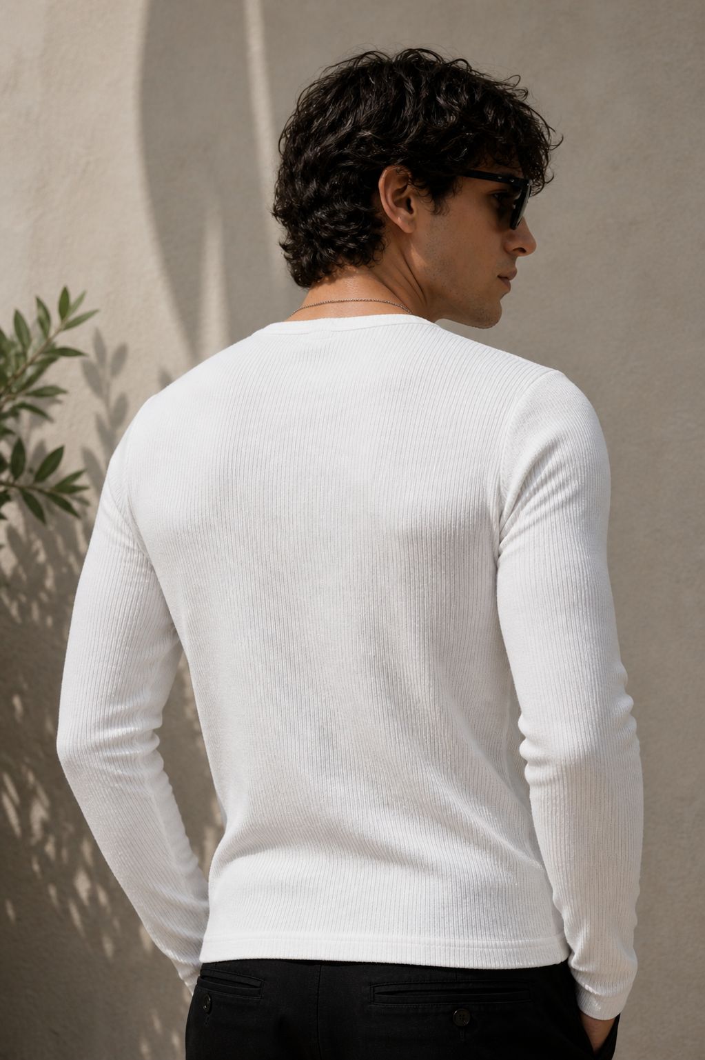 WHITE RIBBED HENLEY TSHIRT